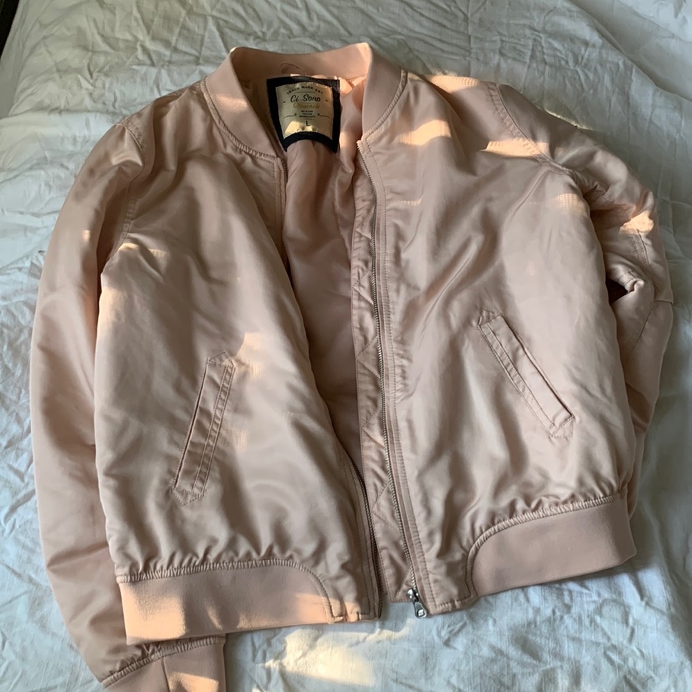 pink bomber jacket ✨